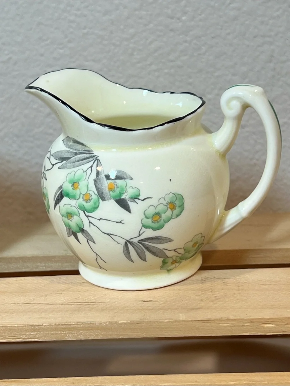 Foley China elegant cream